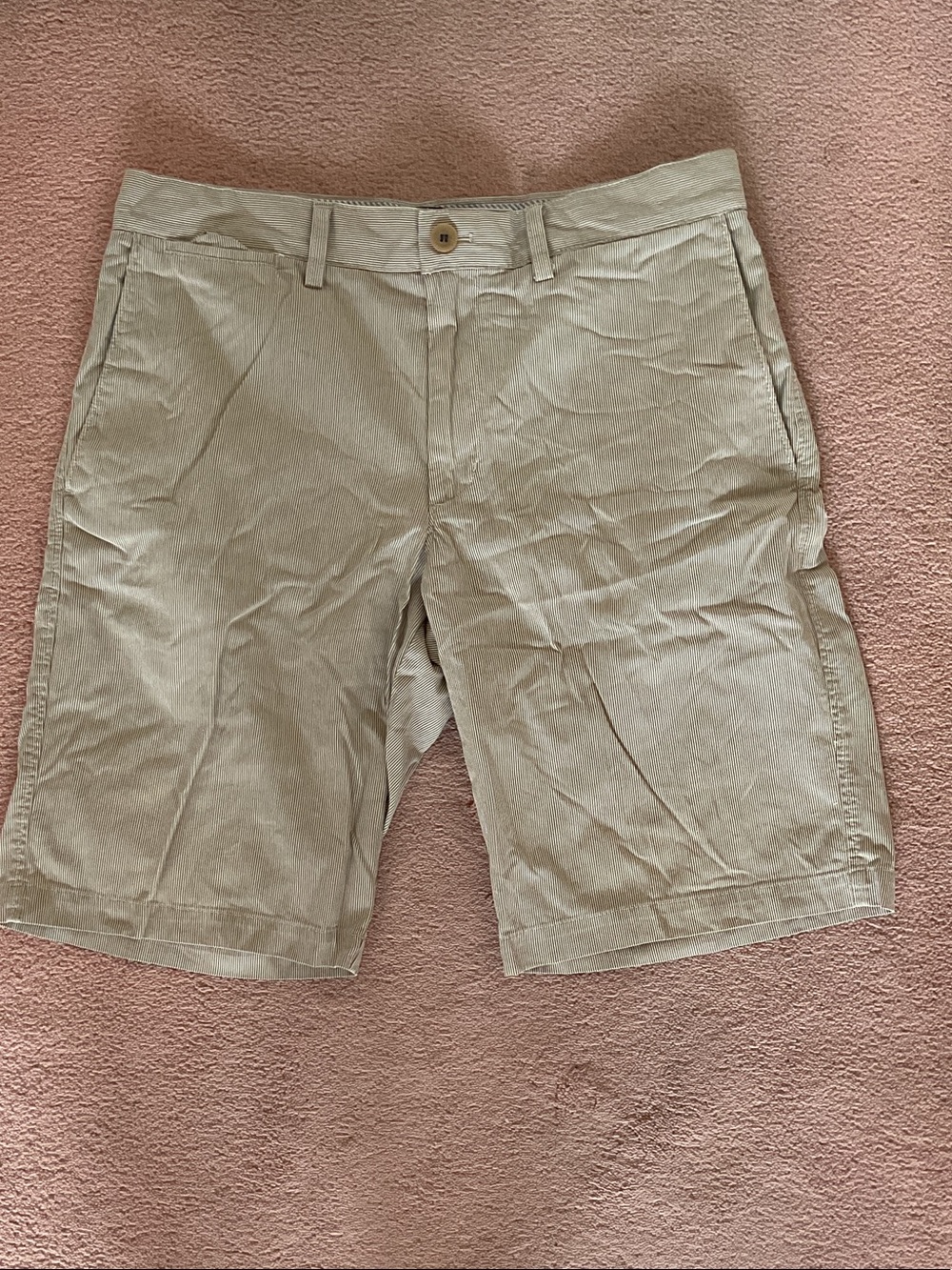 Banana Republic Men's Light Khaki Flat Front Shorts
